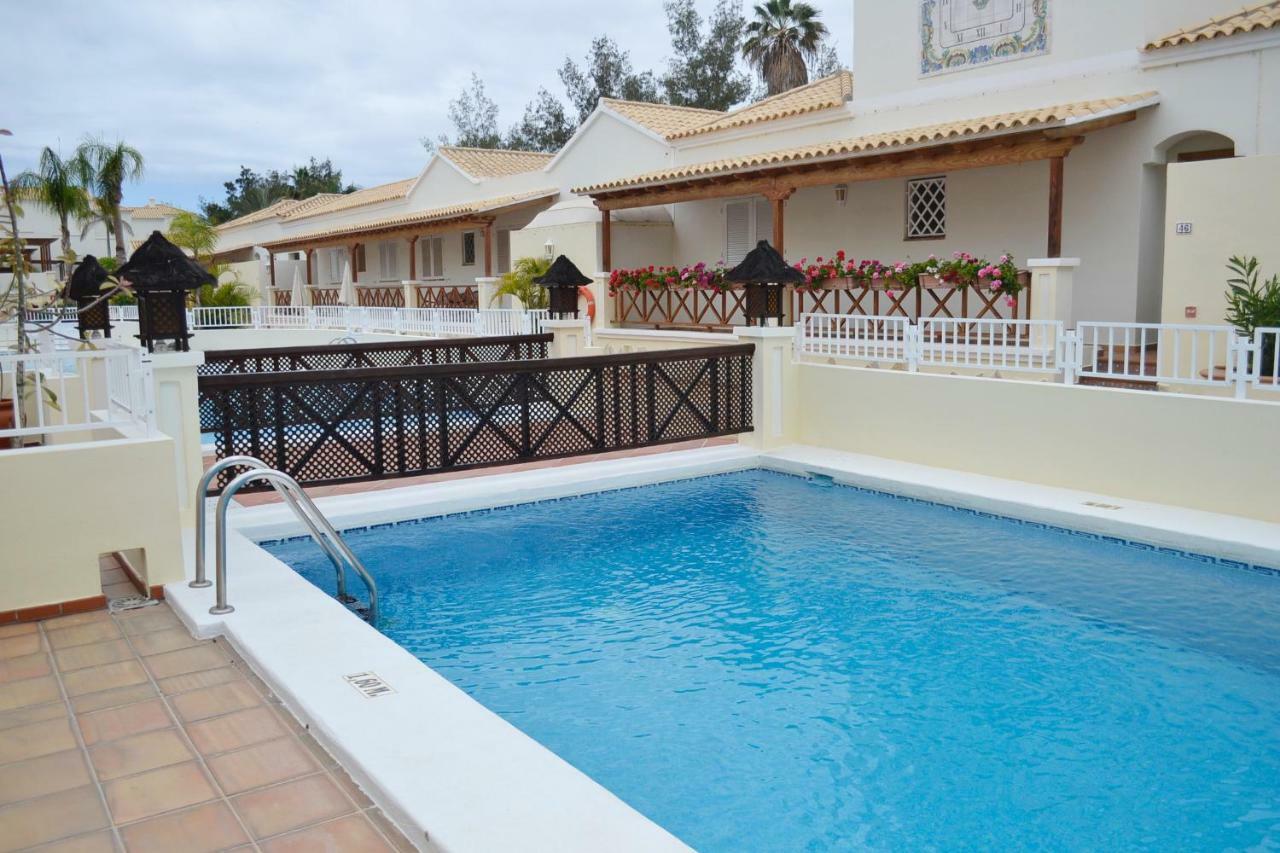 Golf Resort Tenerife Sur Лос Кристианос Экстерьер фото
